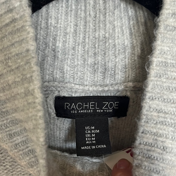 Rachel Zoe Light Gray Turtleneck Sweater and Beanie - Picture 3 of 6